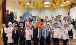 О рабочих профессиях – через поэзию